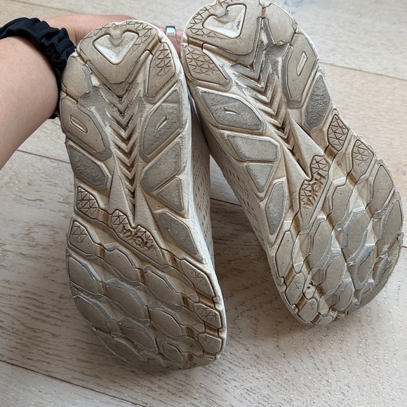 HOKA CLIFTON Almond, Size 6.5 WIDE - Picture 5 of 6